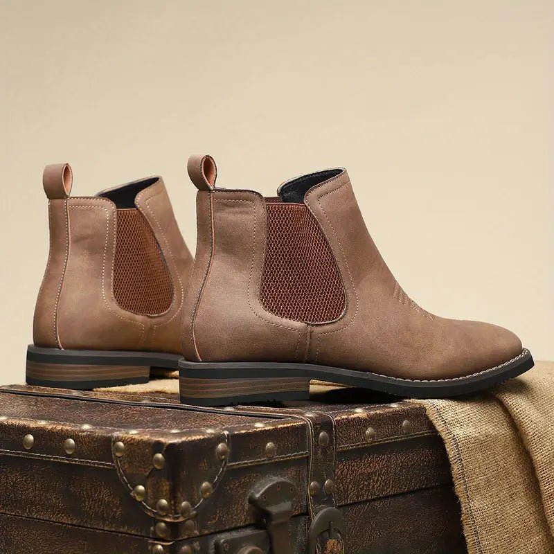 Logan | Classic Leather Boots