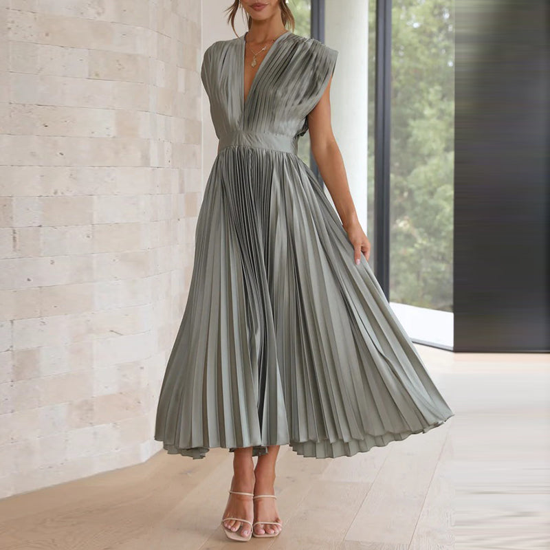 Quincey | Elegant Pleated Summer Dress