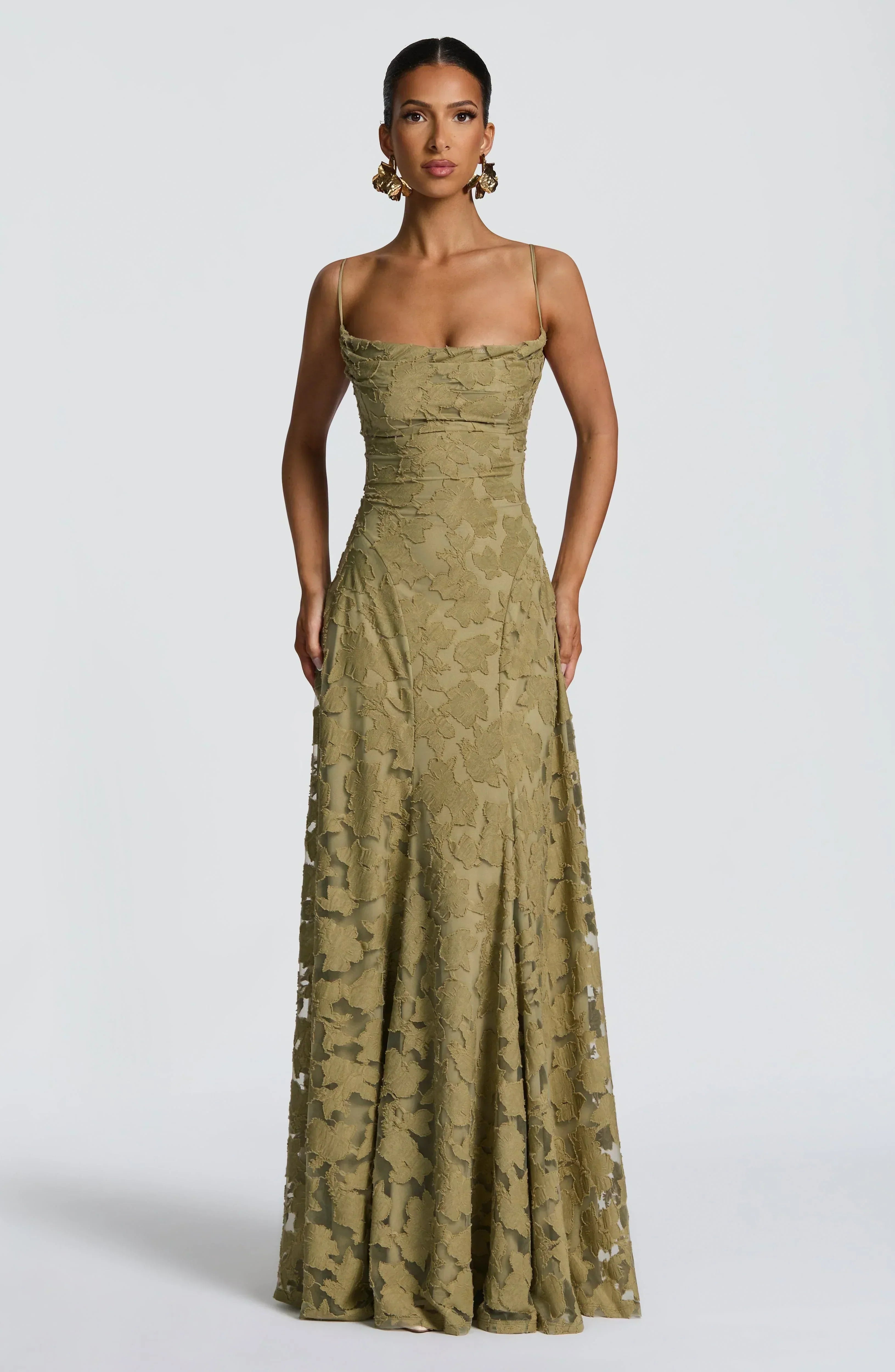 Minerva | Elegant Maxi Dress