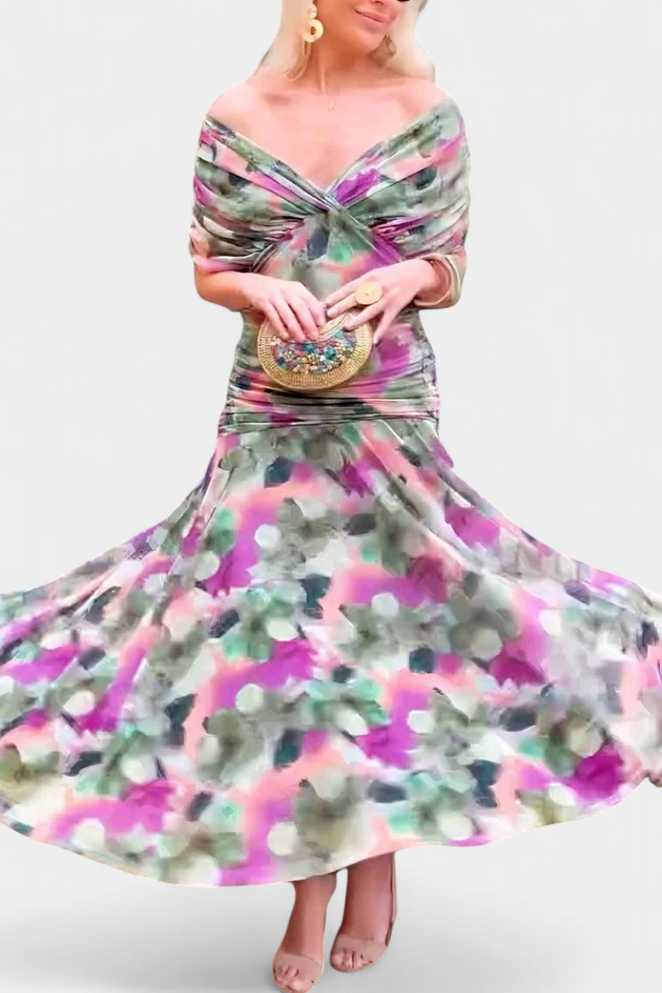 Helodia | Elegant Dress With V-Neckline