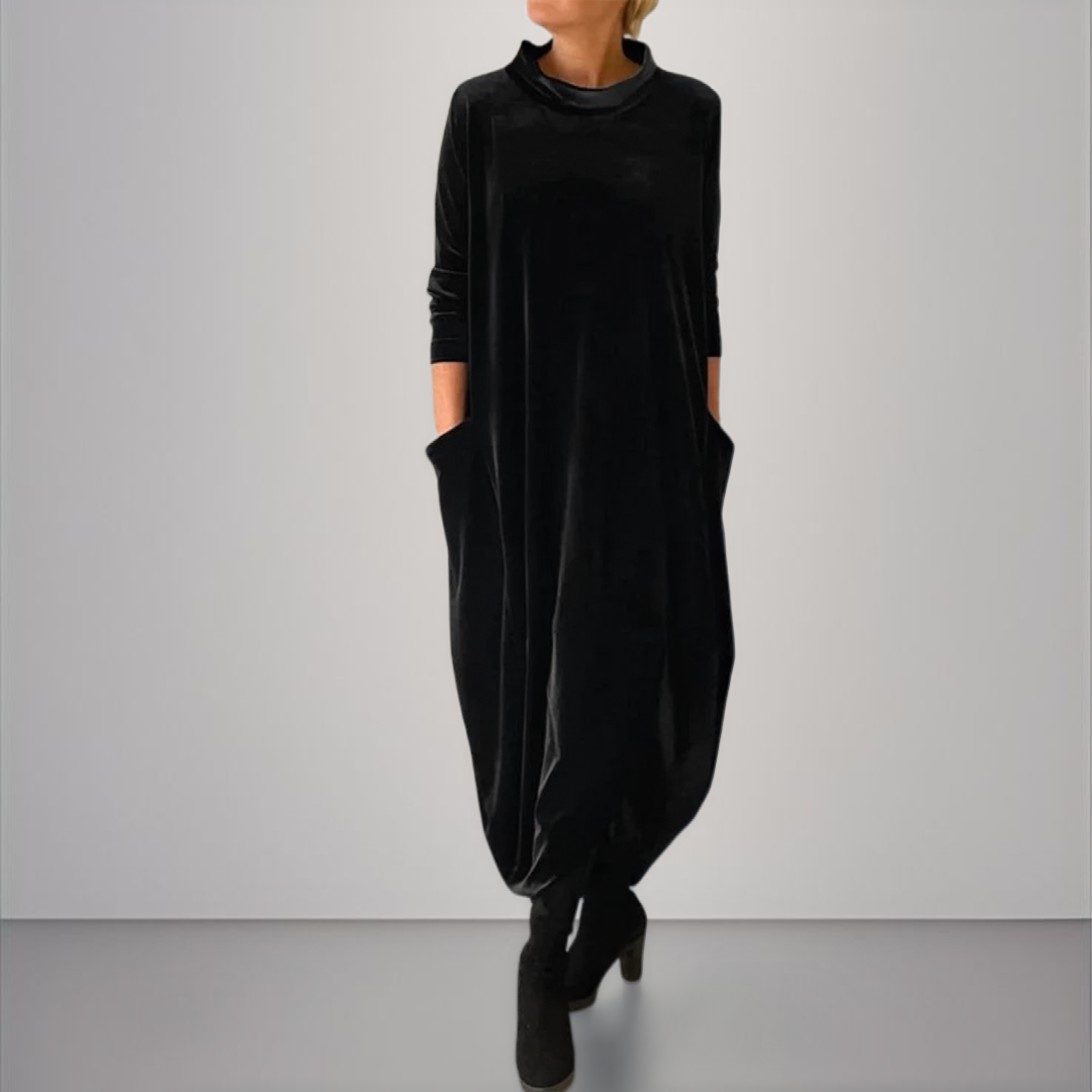 Éloura | Velvet Elegant Maxi Dress